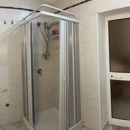 Artemide تارانتو